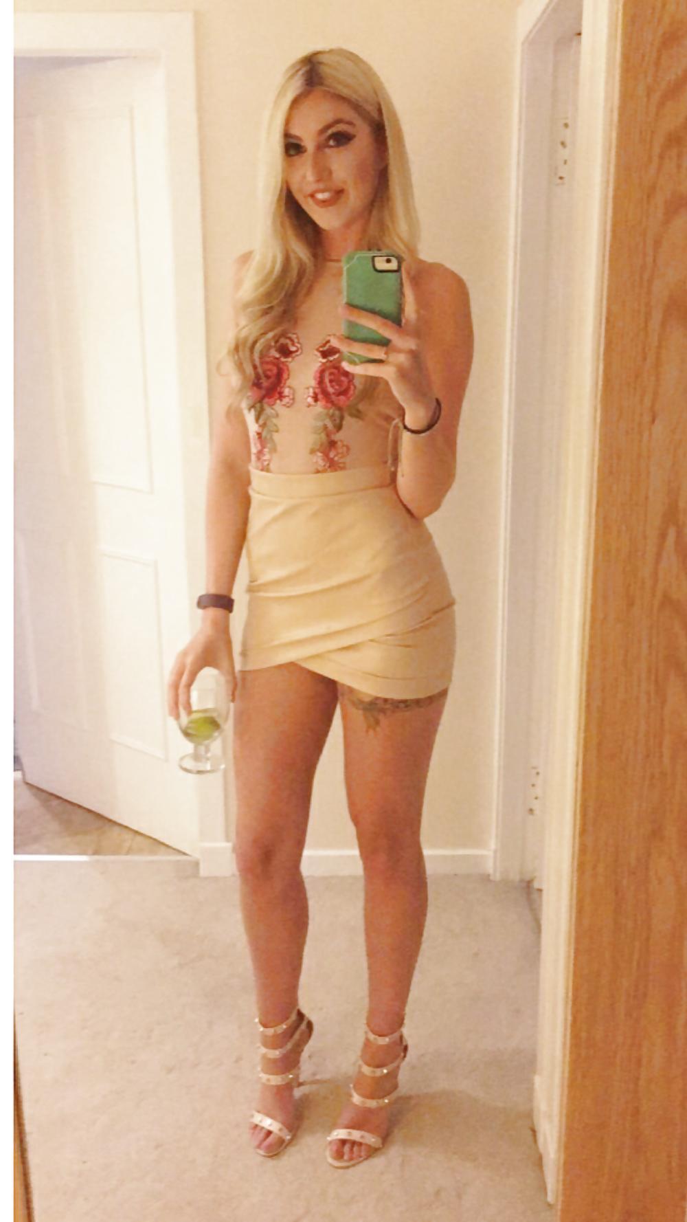 Blondiegotme uit Noord-Holland,Nederland